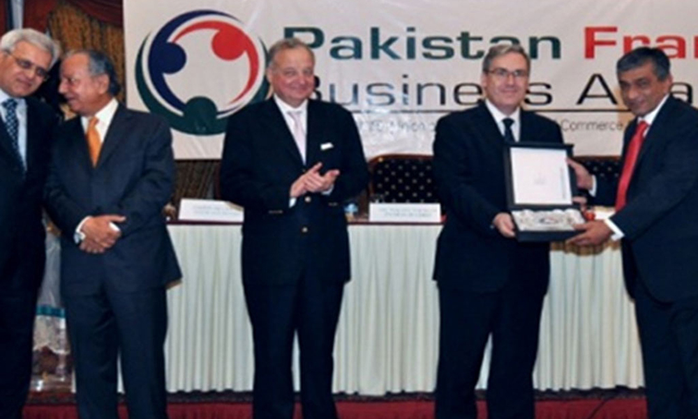 You are currently viewing S.I. Chemicals awarded 1st Price for French Chemicals Export in Pakistan